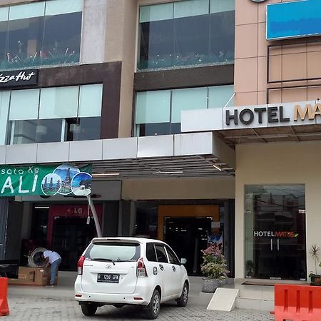 Hotel Matos Jayapura Bagian luar foto
