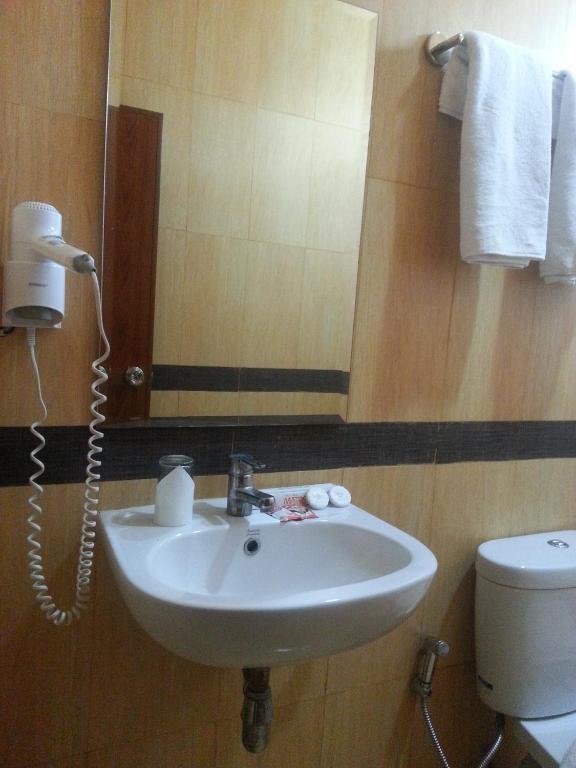 Hotel Matos Jayapura Ruang foto